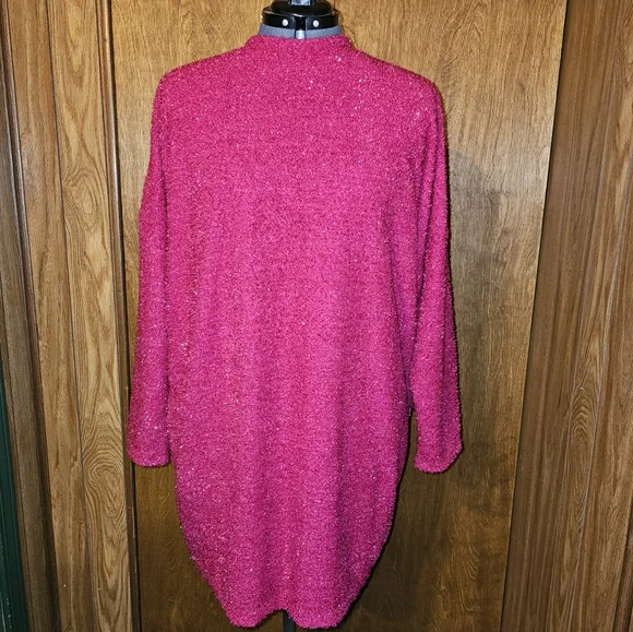 NWT H&M Glittery Pink Short Knit Dress NWT H&M Glittery Pink Short Knit Dress
